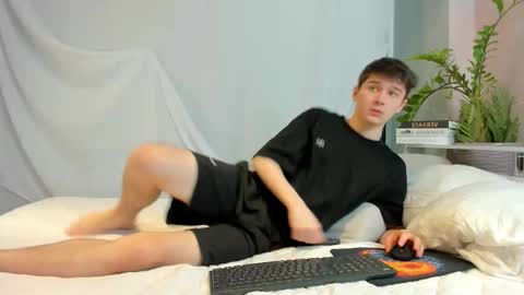 Snapshot of sherlockmax chatting on March 2026 06:59:01 PM Max online show from March 2026 06:59:01 PM