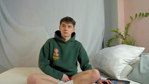 Snapshot of sherlockmax chatting on March 2026 06:45:02 PM Max online show from March 2026 06:45:02 PM