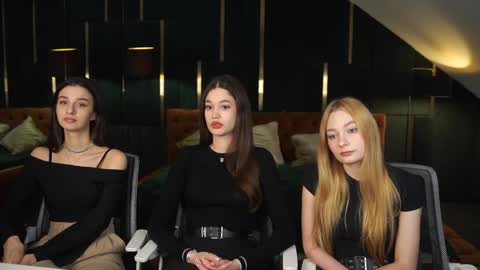 Snapshot of sheryl_elegance chatting on December 2024 12:33:01 PM Sheryl online show from December 2024 12:33:01 PM