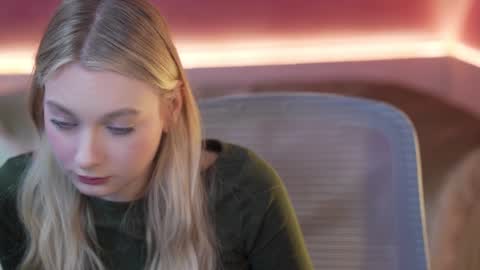 Snapshot of sheryl_elegance chatting on January 2025 12:09:02 PM Sheryl online show from January 2025 12:09:02 PM