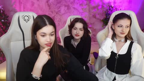 Snapshot of sheryl_elegance chatting on January 2025 11:41:02 AM Sheryl online show from January 2025 11:41:02 AM