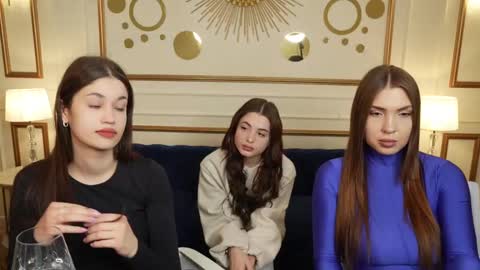 Snapshot of sheryl_elegance chatting on March 2025 04:35:02 PM Sheryl online show from March 2025 04:35:02 PM