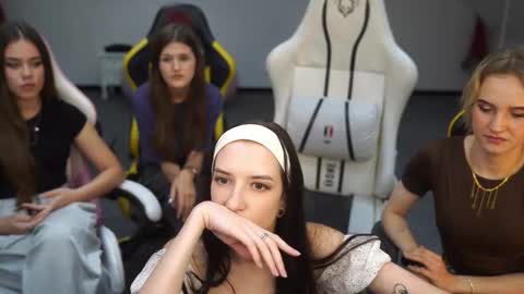 Snapshot of sheryl_elegance chatting on September 2025 02:28:01 PM Sheryl online show from September 2025 02:28:01 PM