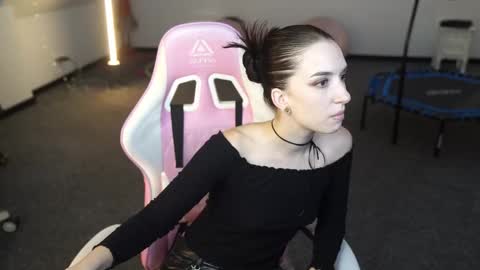 Snapshot of sheryl_elegance chatting on September 2025 10:28:01 AM Sheryl online show from September 2025 10:28:01 AM