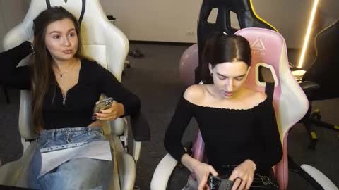 Snapshot of sheryl_elegance chatting on October 2025 10:23:02 AM Sheryl online show from October 2025 10:23:02 AM