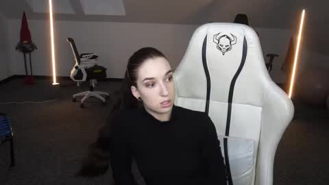 Snapshot of sheryl_elegance chatting on October 2025 02:15:01 PM Sheryl online show from October 2025 02:15:01 PM