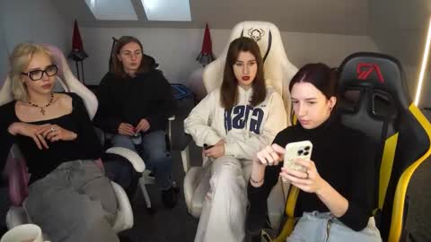 Snapshot of sheryl_elegance chatting on October 2025 10:38:01 AM Sheryl online show from October 2025 10:38:01 AM