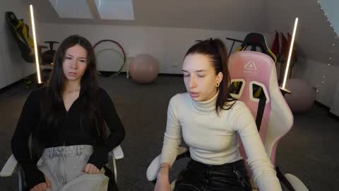 Snapshot of sheryl_elegance chatting on November 2025 11:20:02 AM Sheryl online show from November 2025 11:20:02 AM