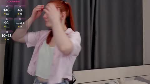 Emily online show from November 2025 02:33:01 AM