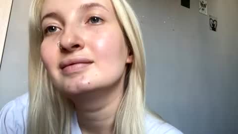 sherylbloooos online show from July 2026 08:12:01 AM