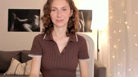 Snapshot of shesleepsnaked chatting on May 2026 03:40:01 PM shesleepsnaked online show from May 2026 03:40:01 PM