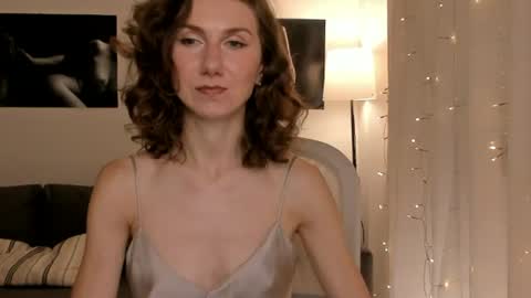 shesleepsnaked online show from June 2026 01:04:02 PM