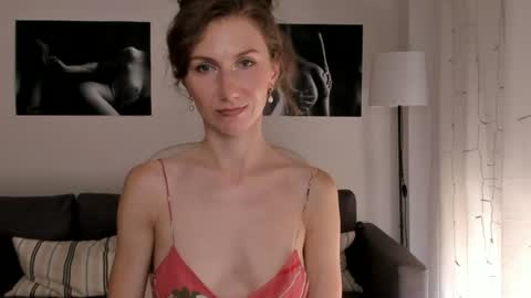 shesleepsnaked online show from July 2026 12:18:02 PM