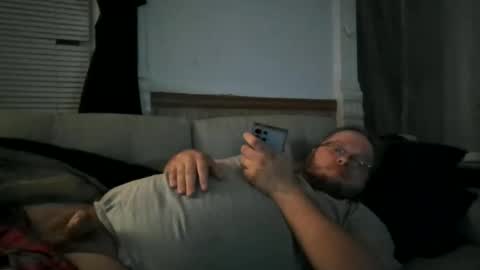 Snapshot of shifty885 chatting on December 2024 05:59:02 AM shifty885 online show from December 2024 05:59:02 AM