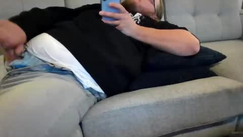 Snapshot of shifty885 chatting on October 2025 12:58:01 AM shifty885 online show from October 2025 12:58:01 AM