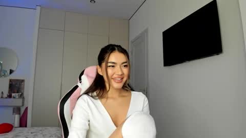 Snapshot of shineel chatting on February 2026 04:07:01 AM Shineel online show from February 2026 04:07:01 AM