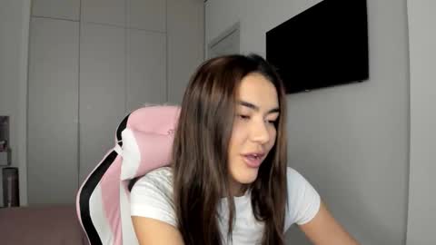 Snapshot of shineel chatting on February 2026 05:11:01 AM Shineel online show from February 2026 05:11:01 AM