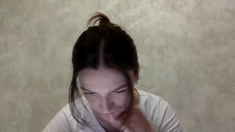 Snapshot of shining_pearl chatting on May 2026 07:41:02 PM Jesica online show from May 2026 07:41:02 PM