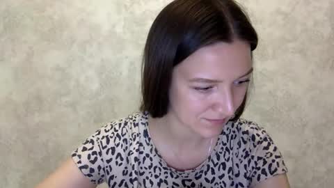 Snapshot of shining_pearl chatting on May 2026 07:32:02 PM Jesica online show from May 2026 07:32:02 PM