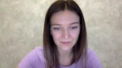 Snapshot of shining_pearl chatting on May 2026 06:25:01 PM Jesica online show from May 2026 06:25:01 PM
