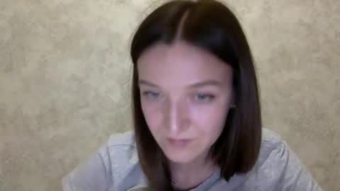 Snapshot of shining_pearl chatting on May 2026 06:37:02 PM Jesica online show from May 2026 06:37:02 PM