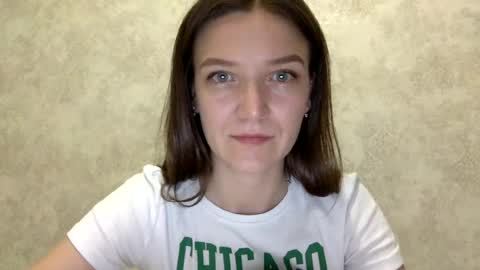 Jesica online show from June 2026 07:01:01 PM