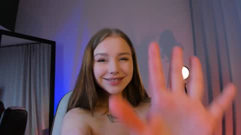 Snapshot of shiny_bell chatting on December 2024 04:57:01 PM Bell 3 Next broadcast online show from December 2024 04:57:01 PM