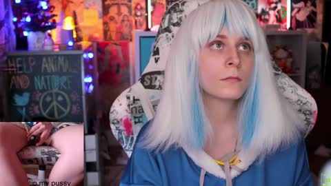 Im Lilu Rosenblum  Guys I have   ----Ill be glad to see you there online show from January 2025 04:45:01 PM