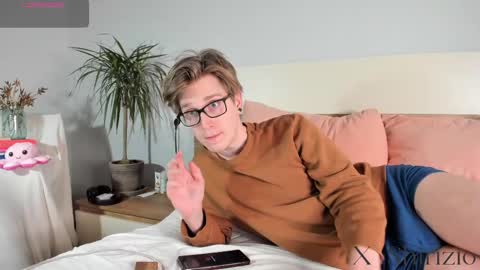 Matthew online show from February 2025 10:39:02 PM