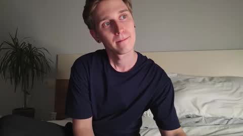 Matthew online show from September 2025 09:04:02 PM