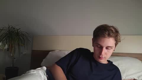 Matthew online show from September 2025 09:42:02 PM