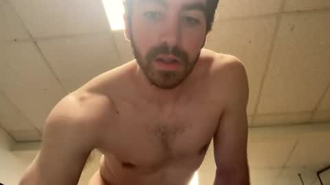 shirtlesshunk15 online show from May 2026 01:35:01 AM