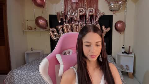 Snapshot of shkendall chatting on February 2025 01:43:01 PM kendal online show from February 2025 01:43:01 PM