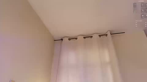 Snapshot of shkendall chatting on September 2025 03:26:02 PM kendal online show from September 2025 03:26:02 PM