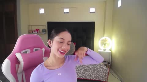 Snapshot of shkendall chatting on October 2025 12:41:02 PM kendal online show from October 2025 12:41:02 PM