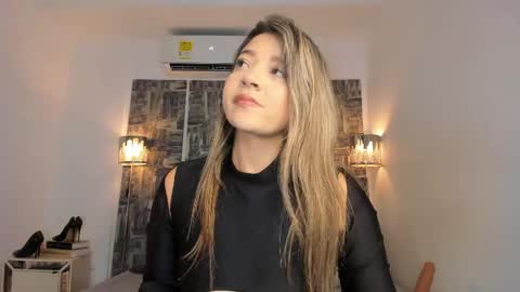 SHOFIA online show from May 2026 08:39:02 PM