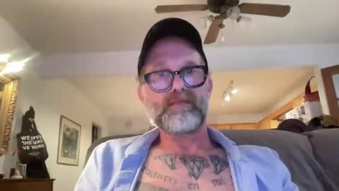 ExMenno online show from March 2025 08:46:02 PM