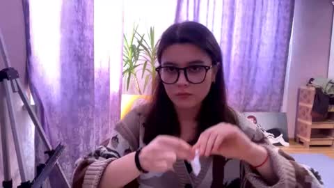 Snapshot of shontagrabowski chatting on February 2026 12:11:01 PM Marie online show from February 2026 12:11:01 PM