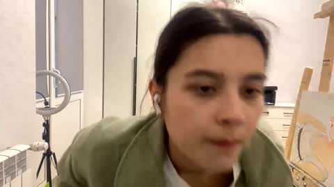 Snapshot of shontagrabowski chatting on February 2026 01:40:02 PM Marie online show from February 2026 01:40:02 PM