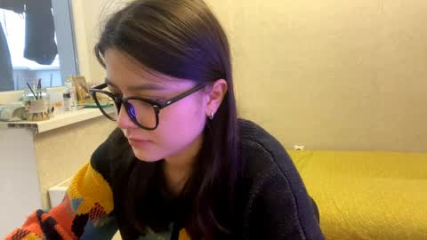 Marie online show from May 2026 12:12:02 PM