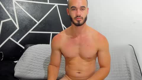 Snapshot of shooter_boy_ chatting on March 2025 02:09:02 AM Shooter online show from March 2025 02:09:02 AM