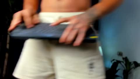 Snapshot of shooter_boy_ chatting on October 2025 03:29:02 AM Shooter online show from October 2025 03:29:02 AM