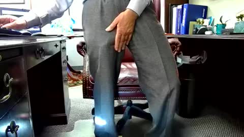 nikolas send dm for an appointment online show from December 2024 07:33:01 PM