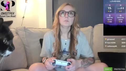 Snapshot of short_sweetpea chatting on February 2025 08:03:01 PM short sweetpea online show from February 2025 08:03:01 PM