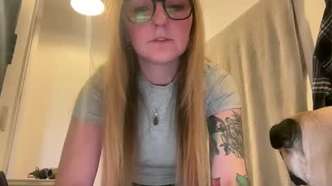 Snapshot of short_sweetpea chatting on March 2025 12:33:02 PM short sweetpea online show from March 2025 12:33:02 PM