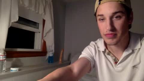 Snapshot of shortiesn40s chatting on October 2025 09:19:02 AM shortiesn40s online show from October 2025 09:19:02 AM