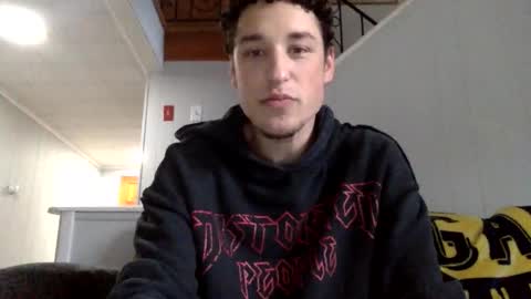 Snapshot of shortiesn40s chatting on October 2025 03:25:01 PM shortiesn40s online show from October 2025 03:25:01 PM