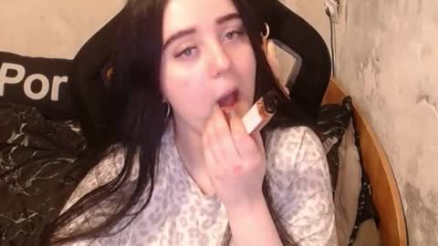 show_for_you online show from October 2025 08:21:02 PM