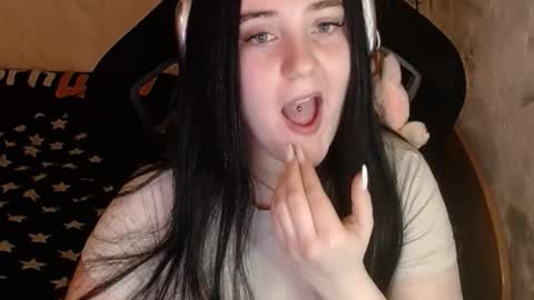 Snapshot of show_for_you chatting on December 2025 02:12:02 PM show_for_you online show from December 2025 02:12:02 PM