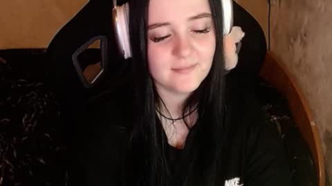 Snapshot of show_for_you chatting on January 2026 02:53:02 PM show_for_you online show from January 2026 02:53:02 PM